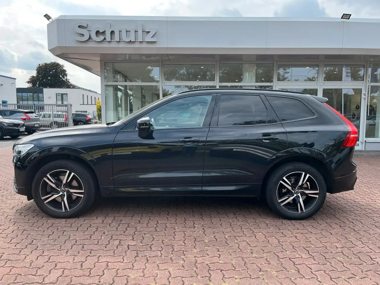 XC60B4 D AWD R Design Geartronic