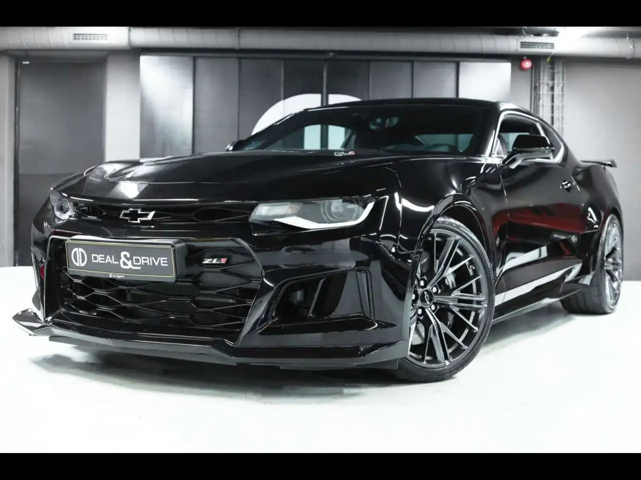 CamaroZL1MANUAL 6PANORECAROKEYLESSBOSEKAMHUD