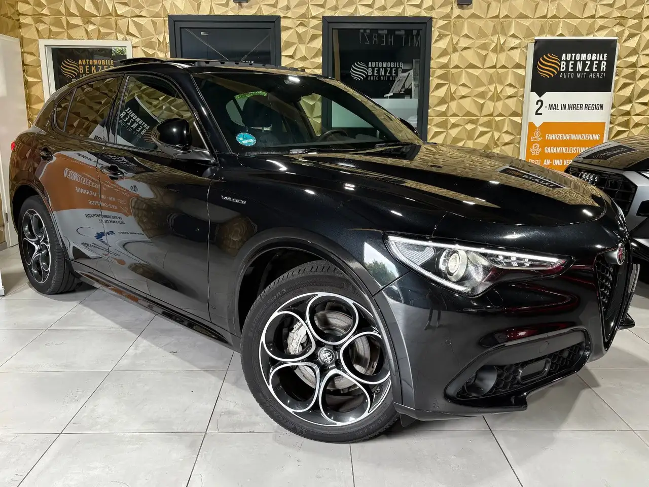 StelvioVeloce Q4/PANO/ACC/MEMORY/SOUND/NAVI/KAM