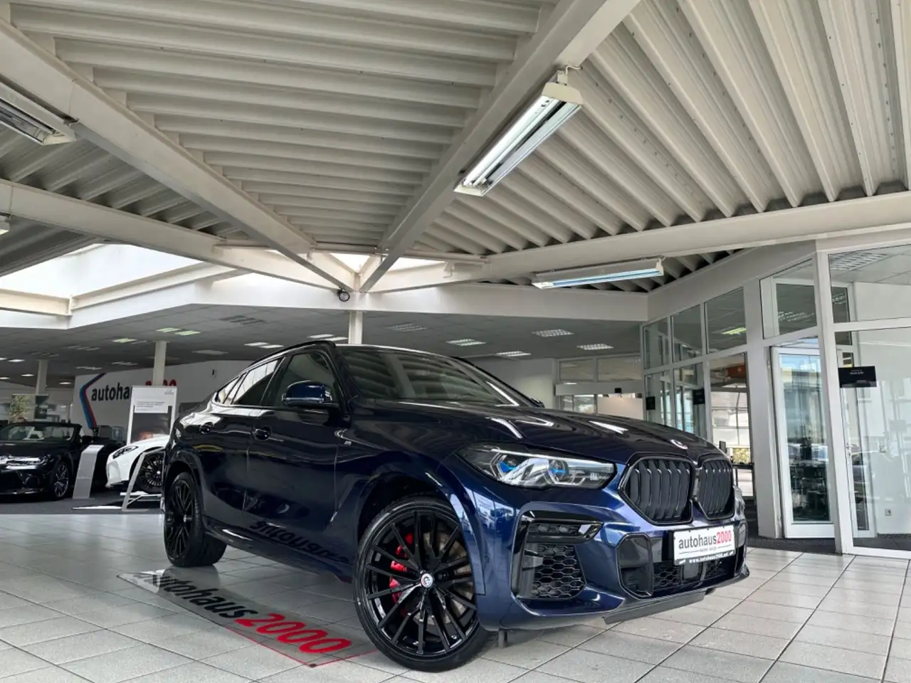 X6 Mi LASER/HUD/360°/SKY LOUNGE/NP: 148.348€