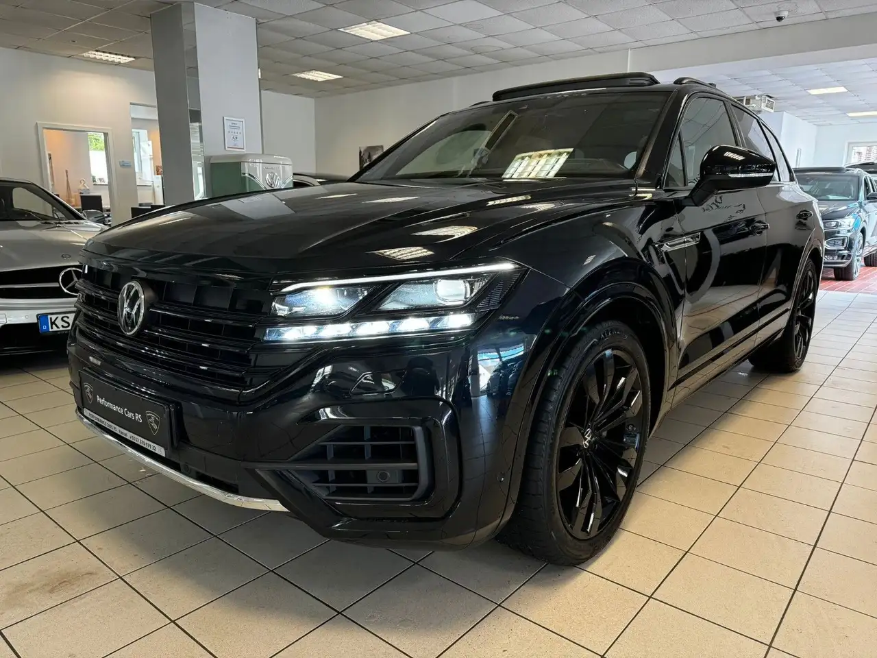 TouaregR-Line 4Motion Pano/Head UP/Luft/Matrix