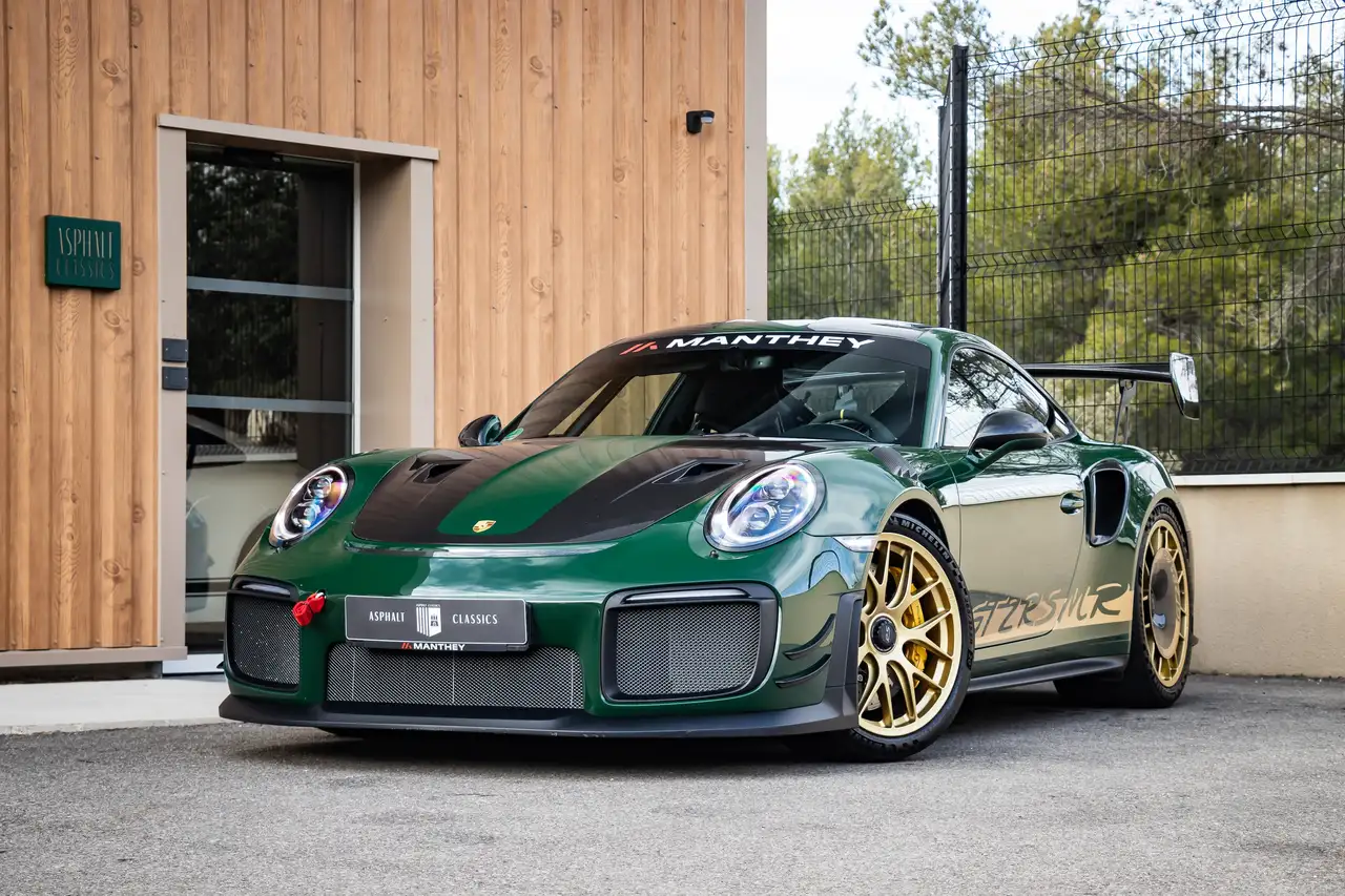 911GT2 RS MR