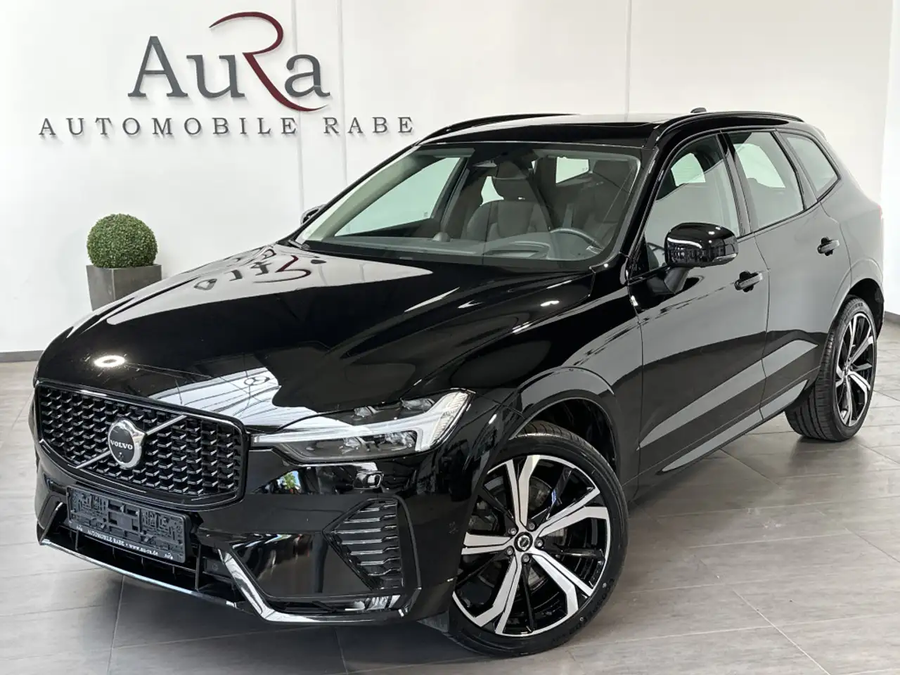 XC60B5 AWD Ultimate Dark NAV+LED+ACC+360°+PANO