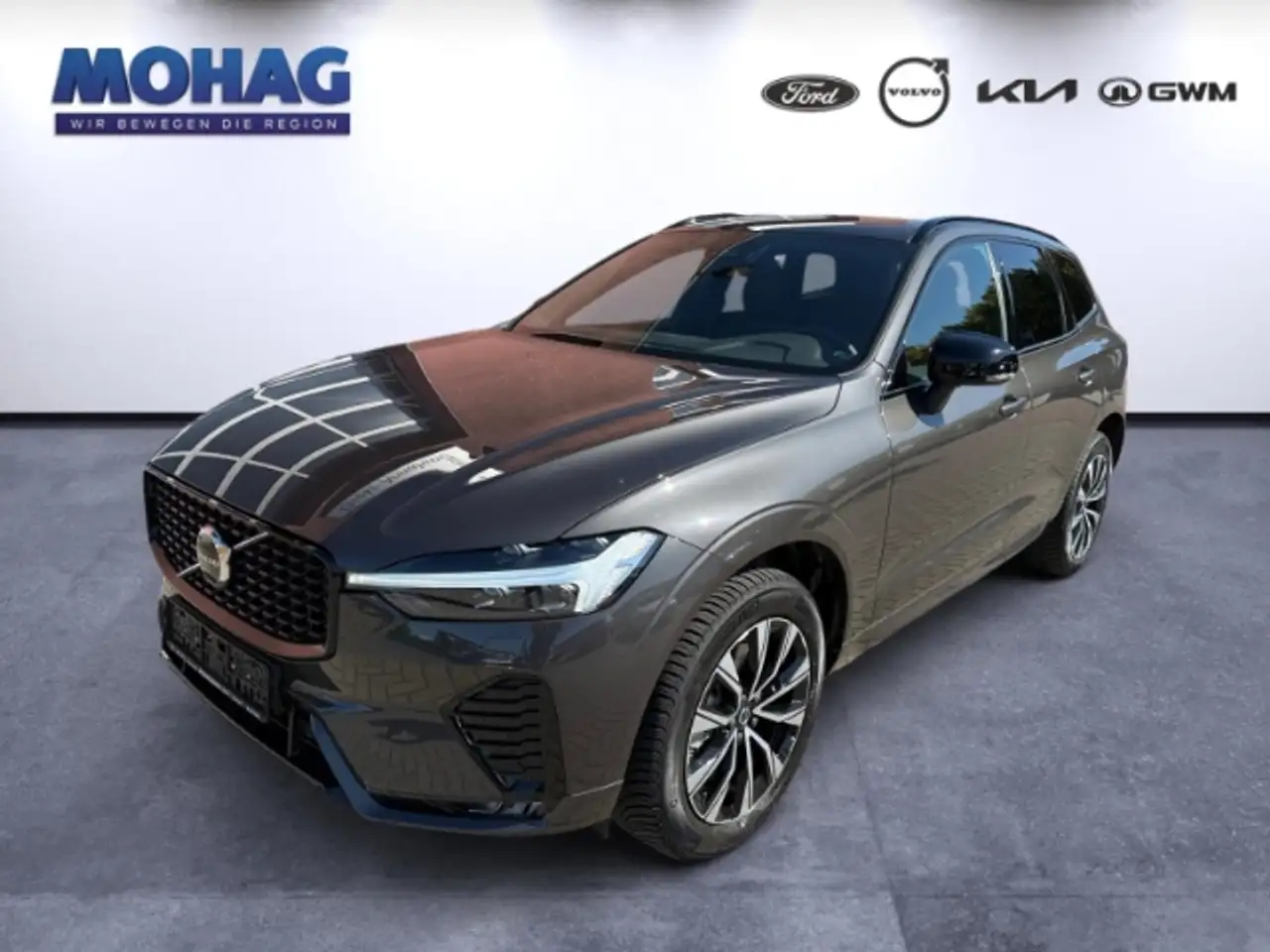 XC60B4 Benzin Plus Dark mit AHK,VollLED,ACC,BliS,Harma