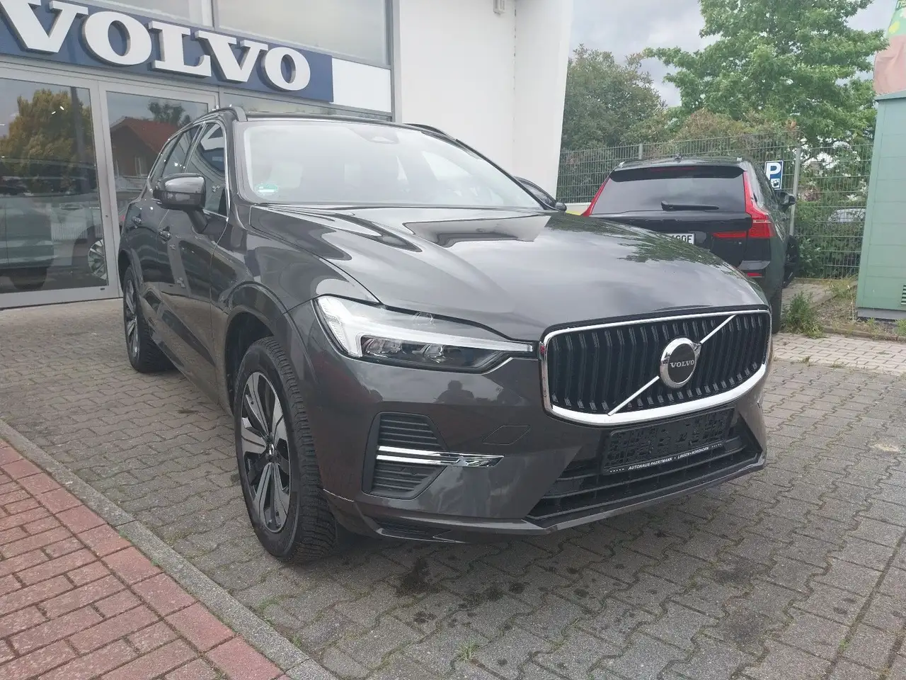 XC60B4 Momentum Pro 2WD