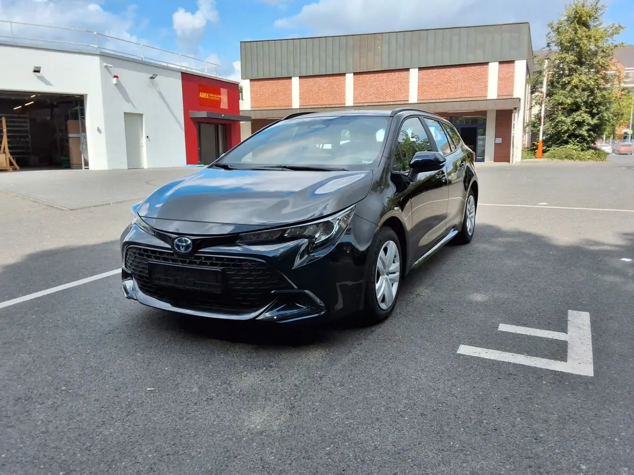 Corolla1,8 Hybrid Comfort Touring Sports
