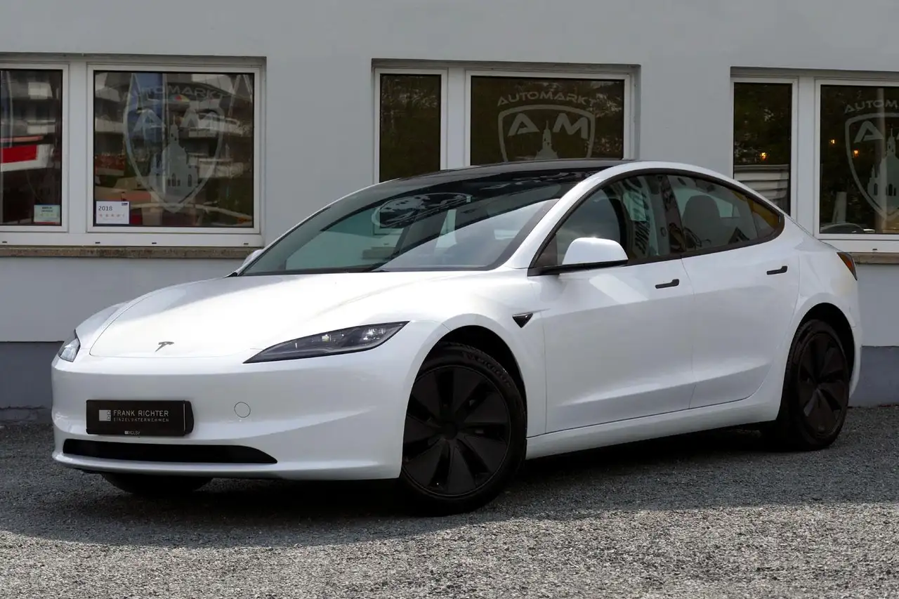 Model 3Highland RWD AHK*2.Hd*LED*LFP*AMD Ryzen