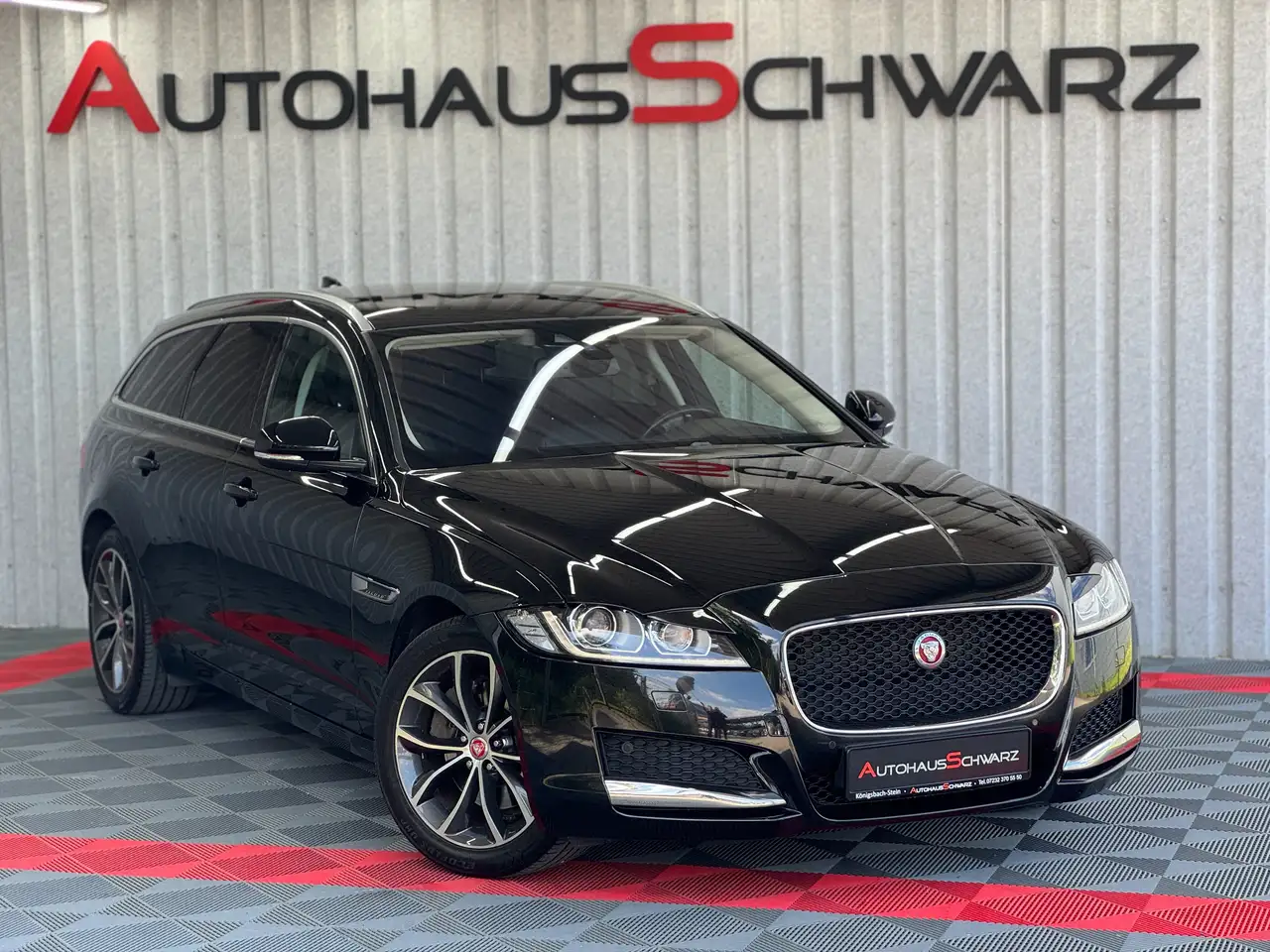XFPrestige Sportbrake Aut. Led Kamera HuD Leder