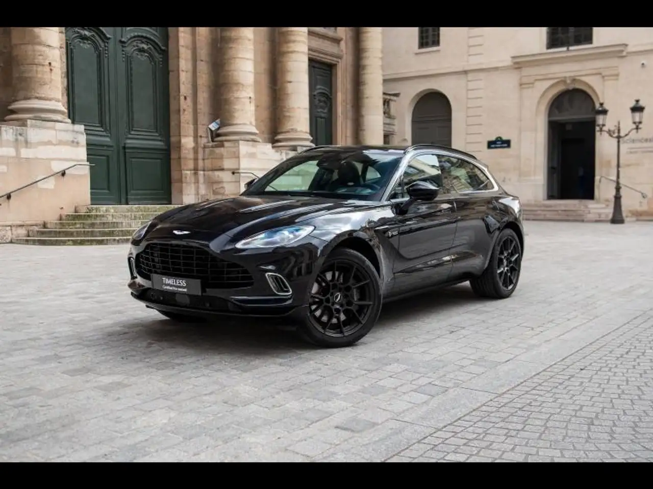 DBX4.0 V8 biturbo 550ch BVA9