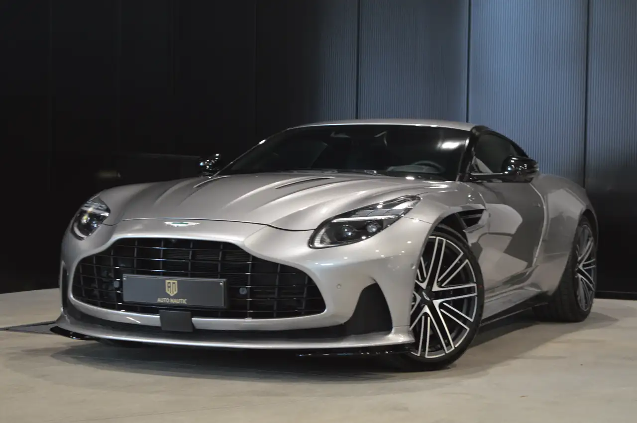 DB12Coupé 4.0i V8 Biturbo 680 ch !! 8.000 km !!