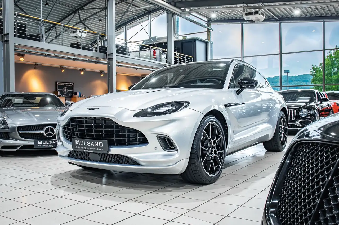 DBX4.0 V8 Panorama 22" Sportabgas Carbon Sports