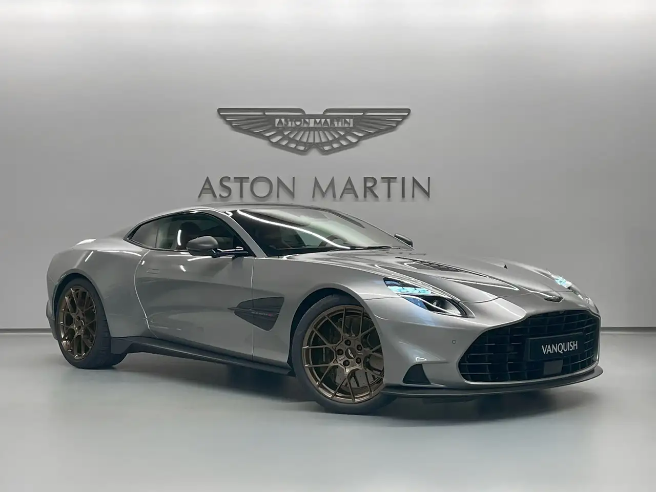 VanquishNEW 2025 MODEL | Aston Martin Brussels