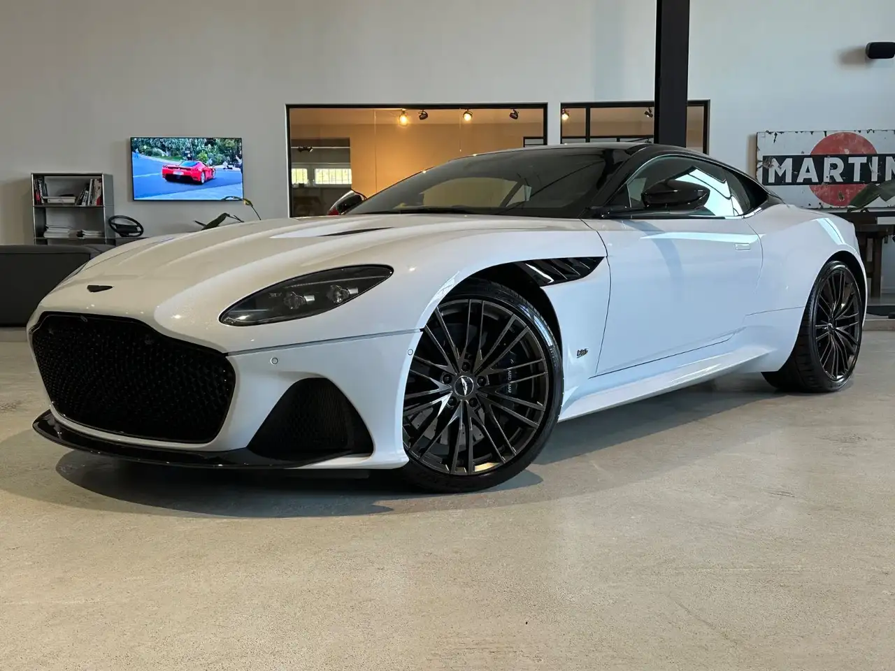 DBS5.2 V12 Superleggera Coupé *Carbon,B&O*