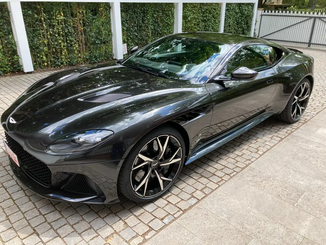 DBSDBS Superleggera 007 Limited Edition
