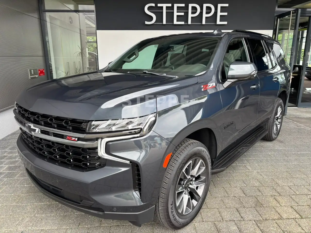 Tahoe5,3 V8 AWD Z71 AHK  20Alu
