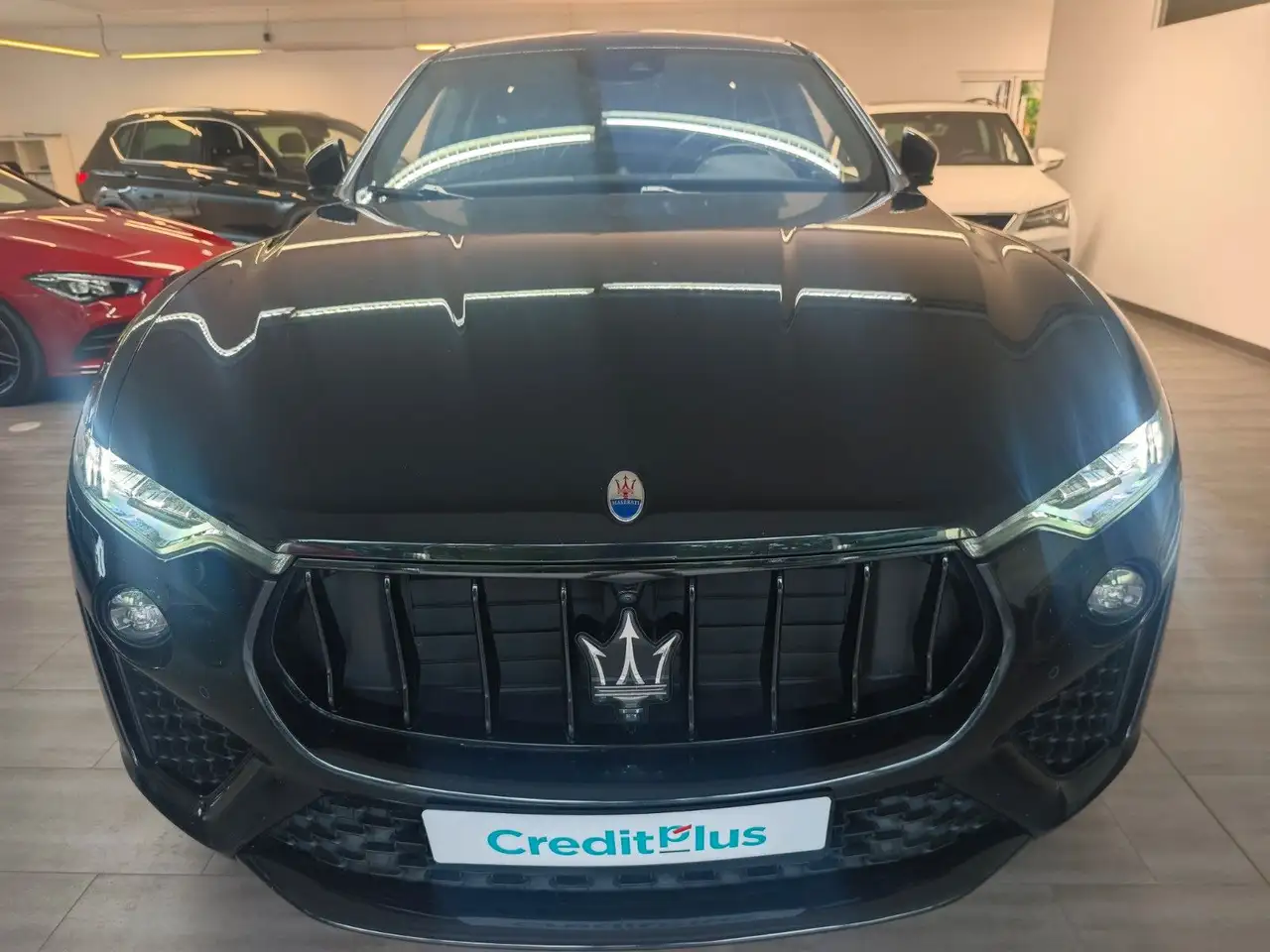 LevanteBenzin 3.0 V6 S Q4 Black*Pano