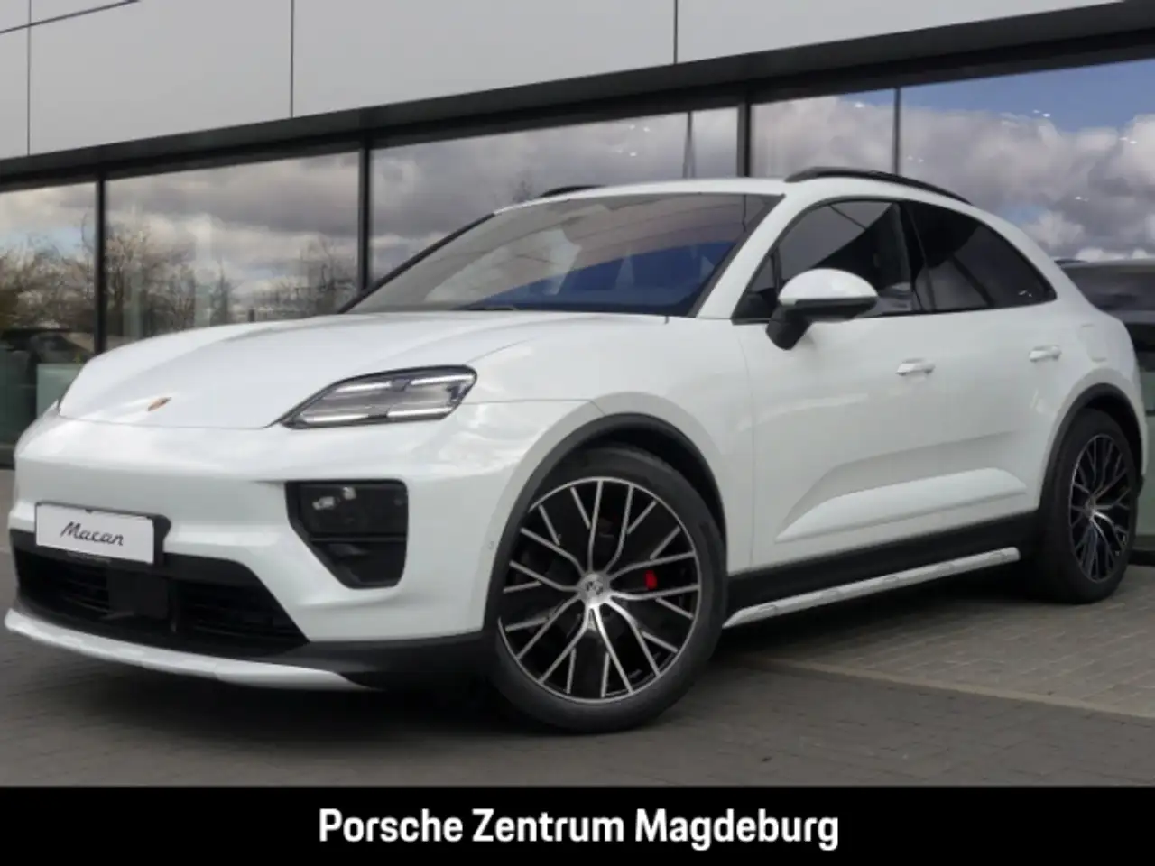 Macan4S*PANO*BOSE*MATRIX*ACC*HEAD-UP*