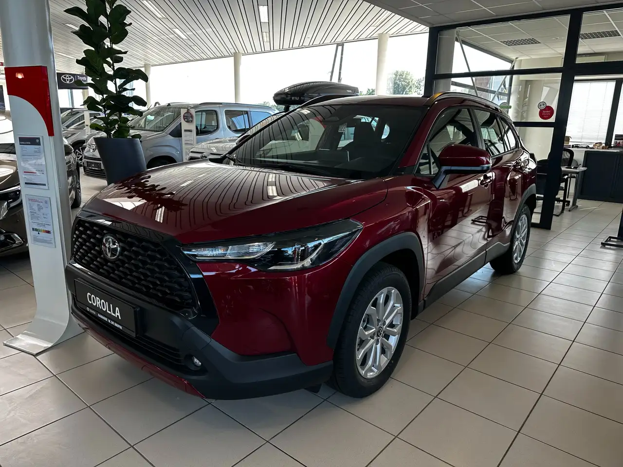 Corolla Cross2.0 Hybrid 2WD CVT Dynamic + Safetypack