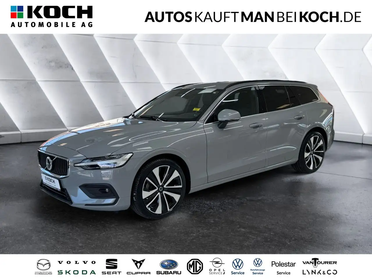 V60B4 Core ACC BLIS Harman Voll-LED Leder 19Zoll