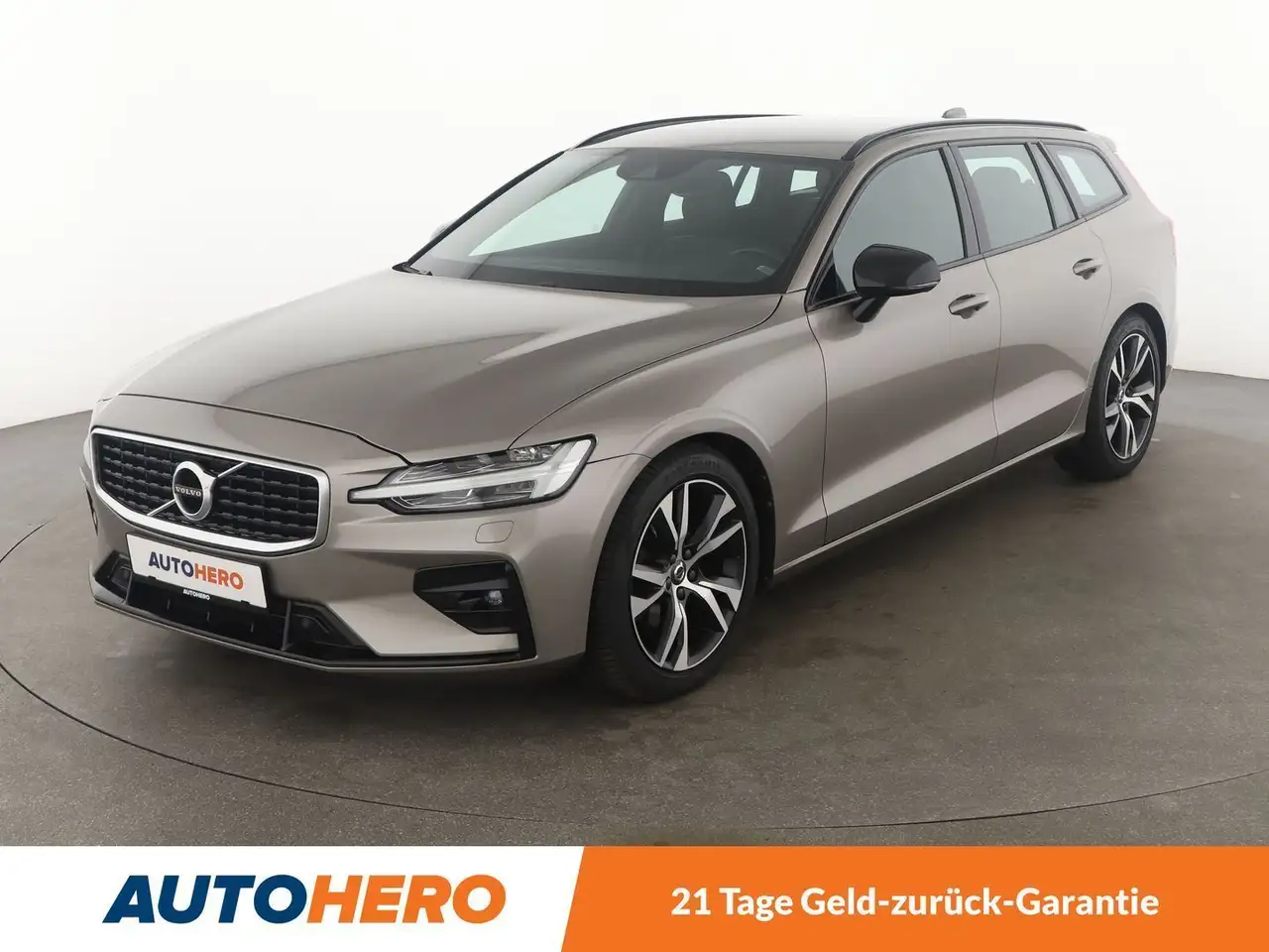 V602.0 D3 R-Design Aut.*NAVI*ACC*CAM*PDC*SHZ*