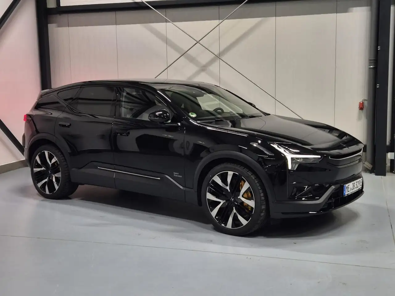 3Long Range Performance Pilot Plus 111kWh Pano