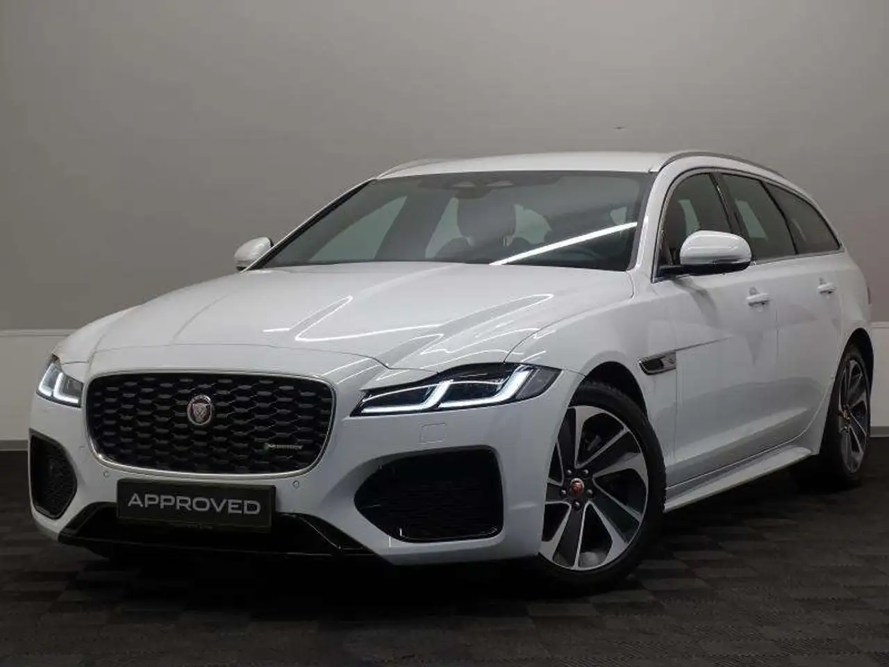 XFD200 Sportbrake R-Dynamic S Auto RWD