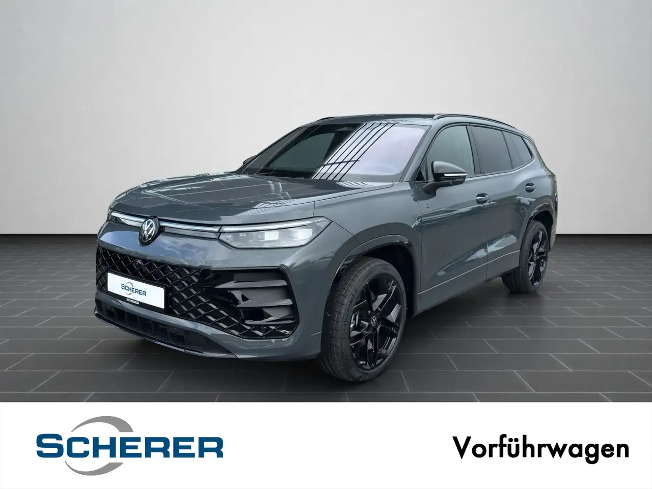 TayronR-Line 2.TDI 4Motion DSG AHK HD-Matrix 7-