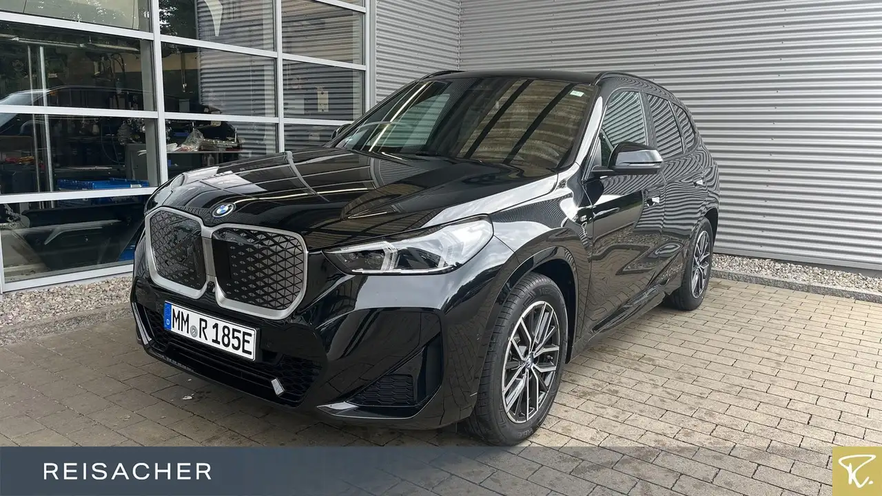 iX1IX1 A XDRIVE30 M-Sport,AHK,el.Sitz+Mem,DA+,Autom