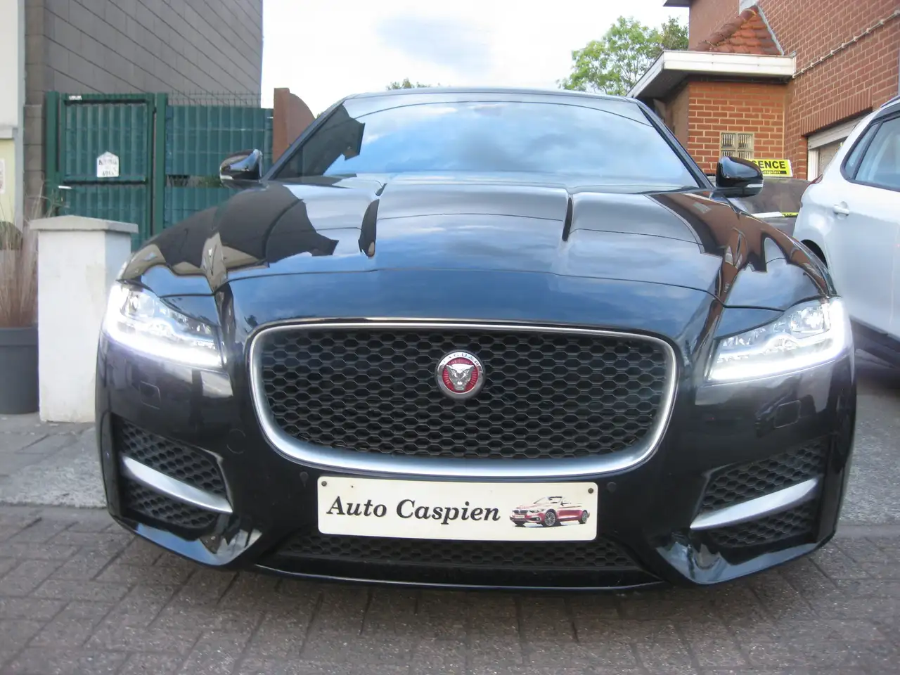 XF2.0 D E-Performance R-Sport Full Option