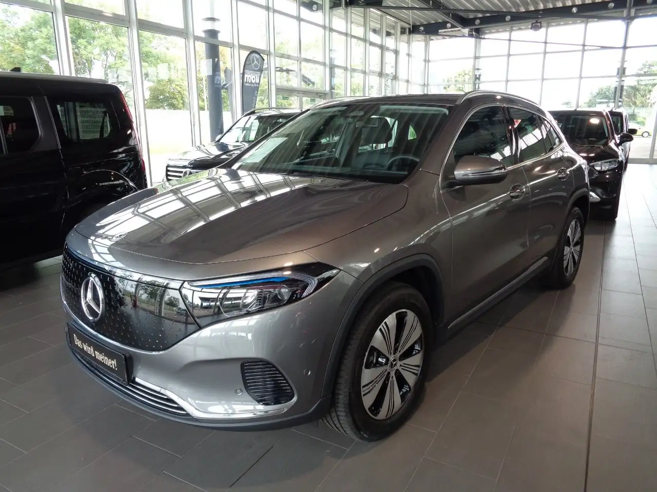 EQA300 4M,NAVI,LED,KAMERA,NP:57.828,-EURO