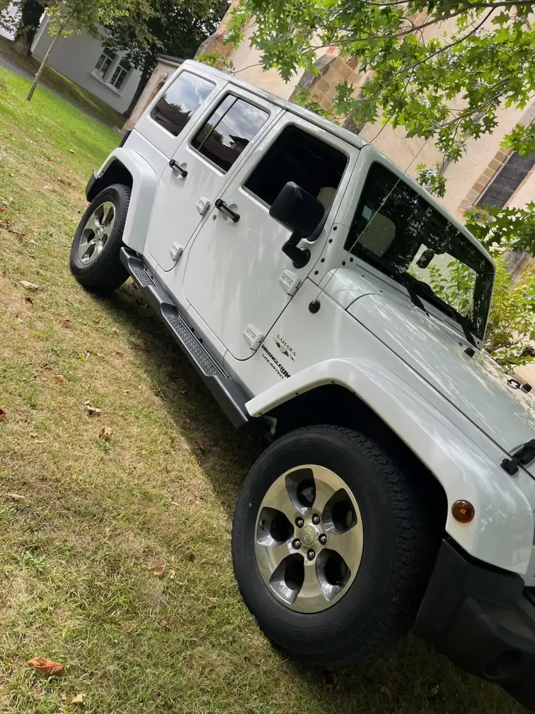 Wrangler2.8 CRD 200 - 4x4 Command Trac Unlimited BVA Sahar