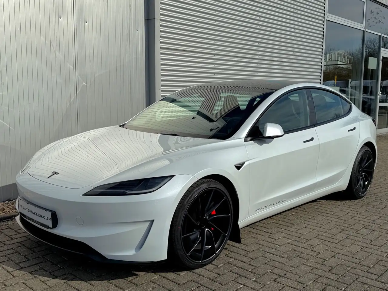 Model 3Performance AWD Highland *Mwst" "VAT"