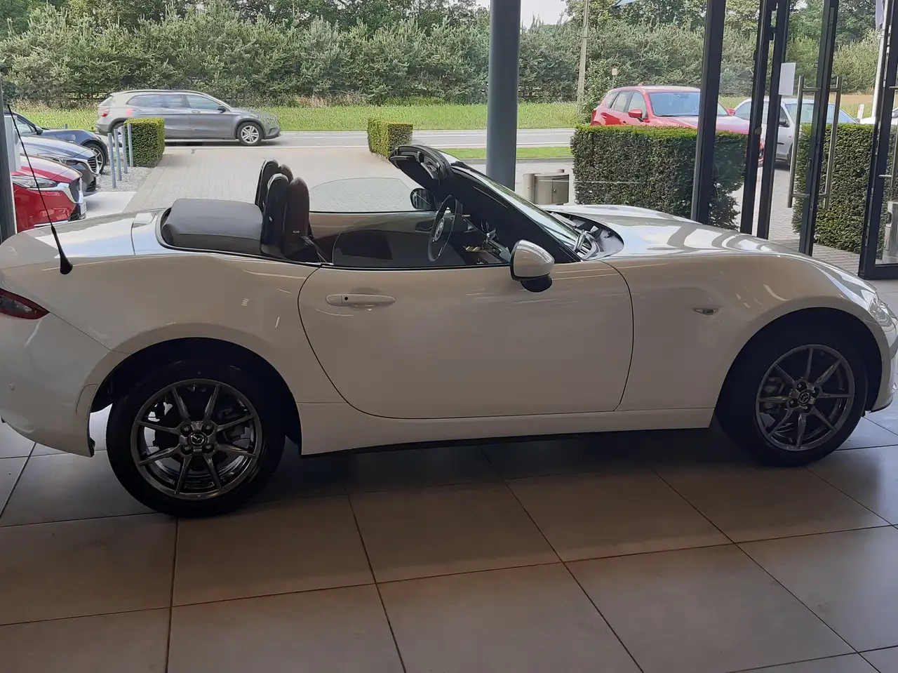 MX-5MX-5 SKYACTIV-G 1.5