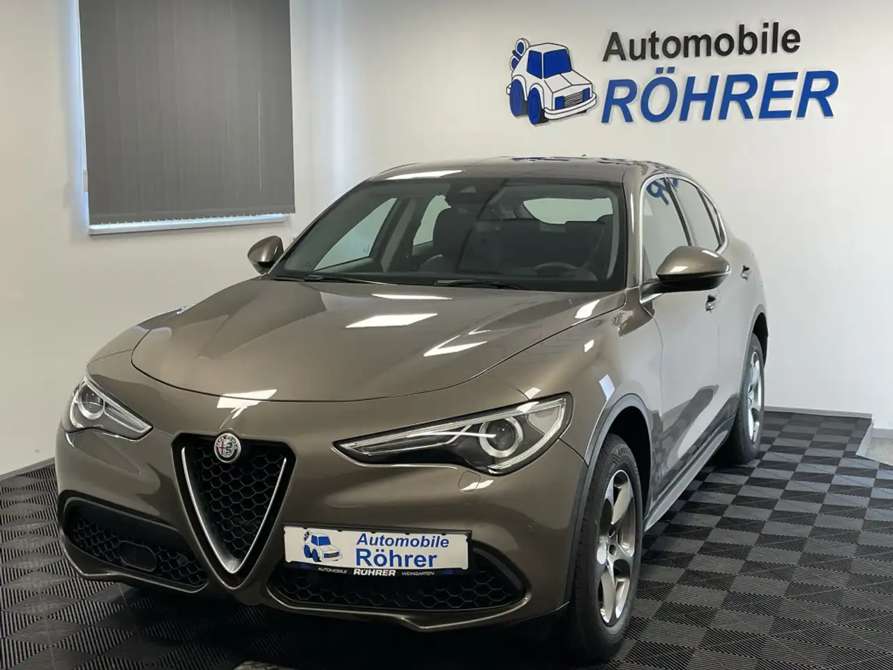 Stelvio2.0 Turbo Super Q4 Navi Kamera Xenon H&K