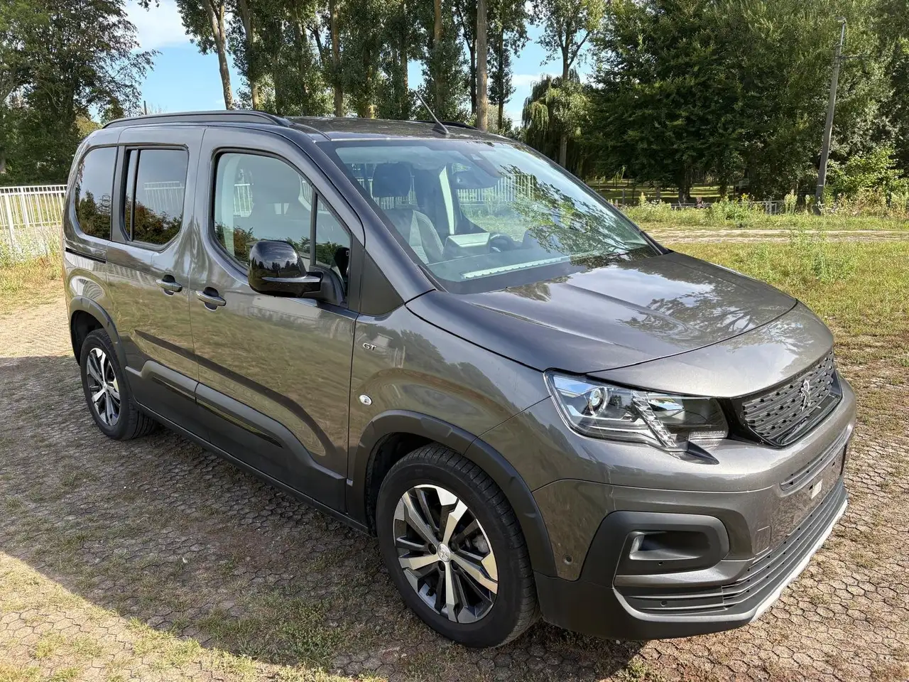 Фото машины