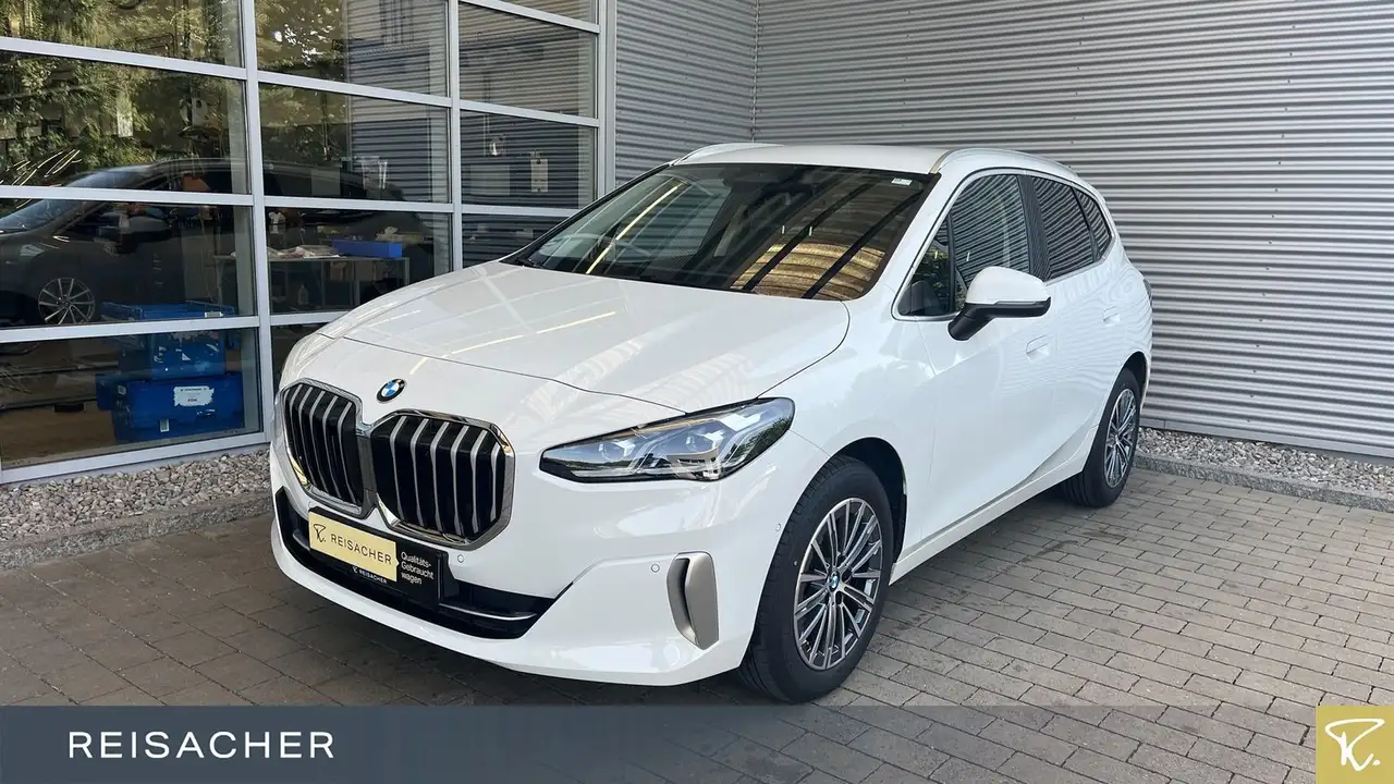 218d Active Tourer Luxury adLED H/K RüKa 17"LM