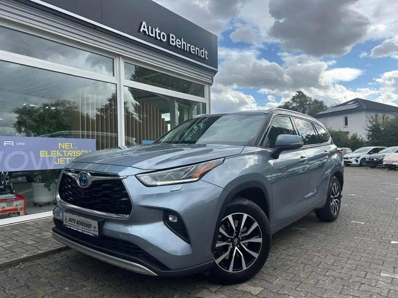Highlander2.5 Hybrid Luxury AWD 7-Sitzer AHK