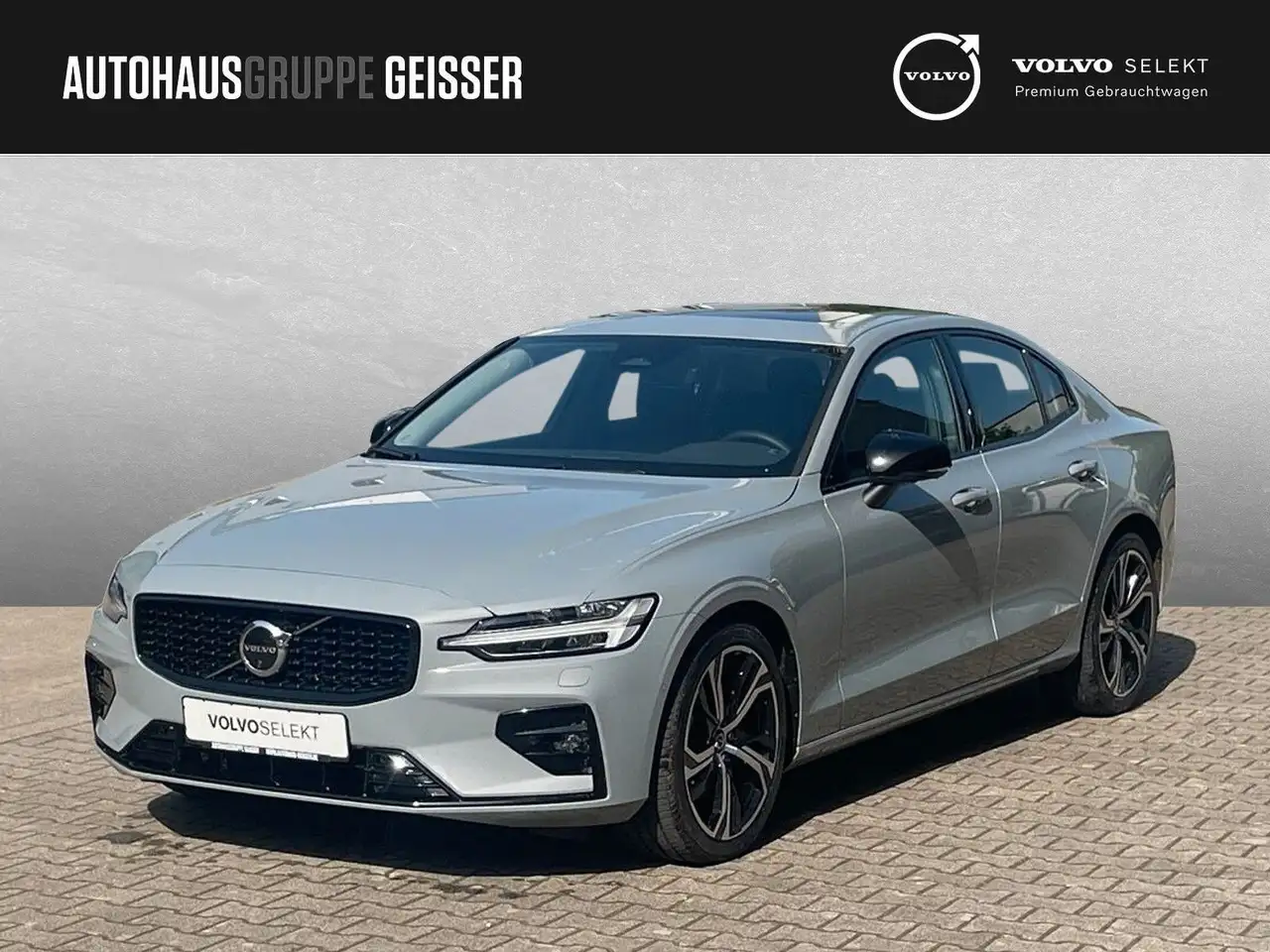 S60B4 Mild-Hybrid Plus Dark ACC  SD