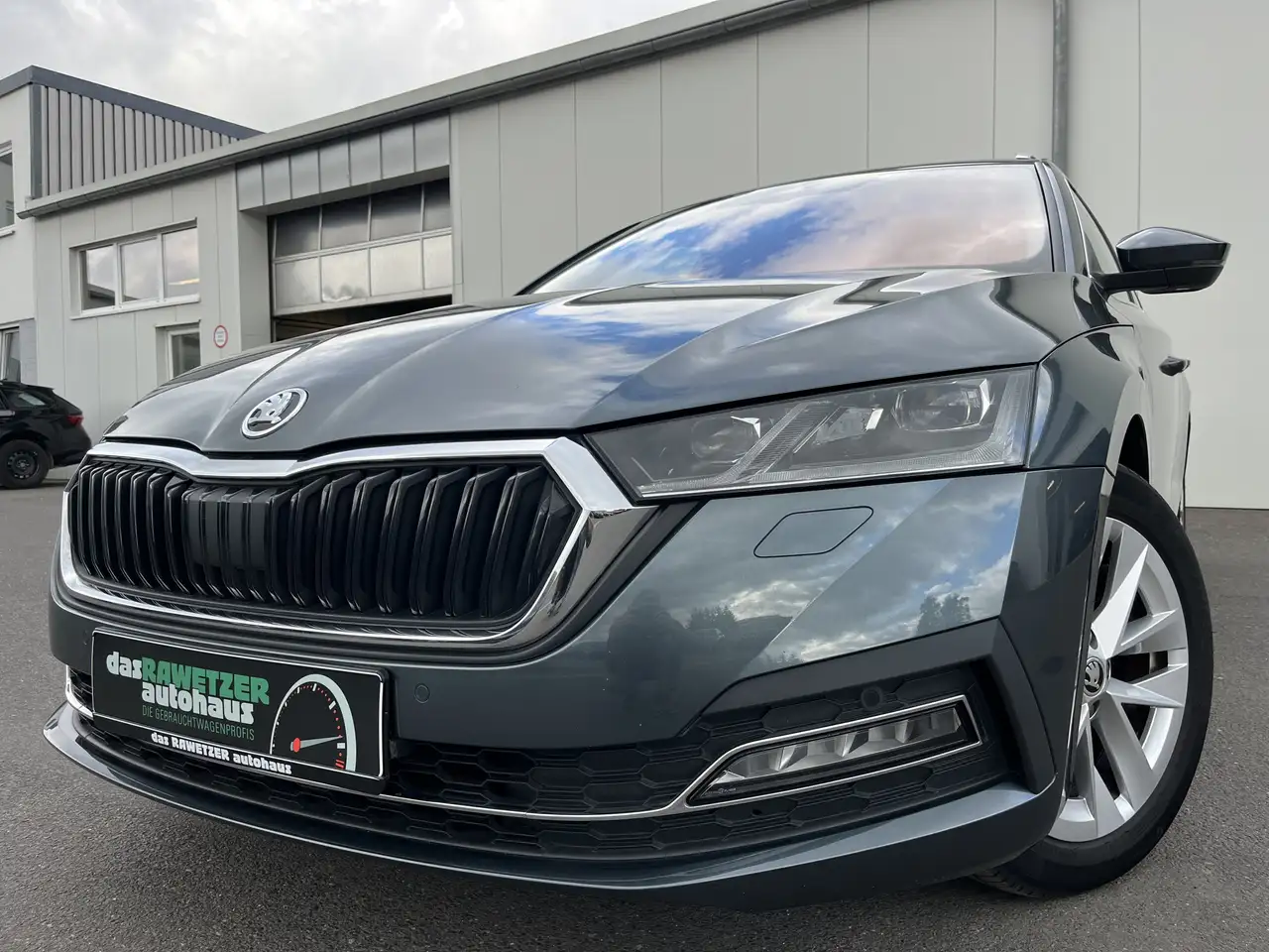 OctaviaCombi 2.0 TDI DSG Style First Edition 148€ m. 20