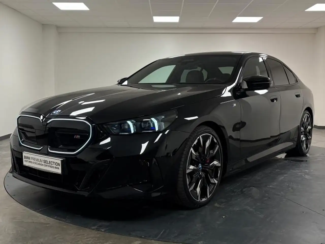 M6i5 M60 601ch xDrive