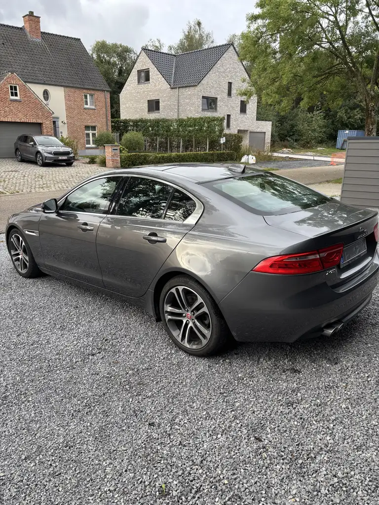 XE20d Aut. R-Sport