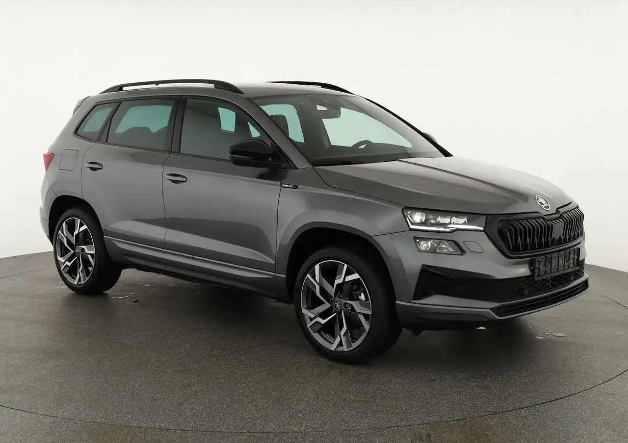 KaroqSportline 4x4 2.0 TDI DSG Sportline, Matrix, Te...