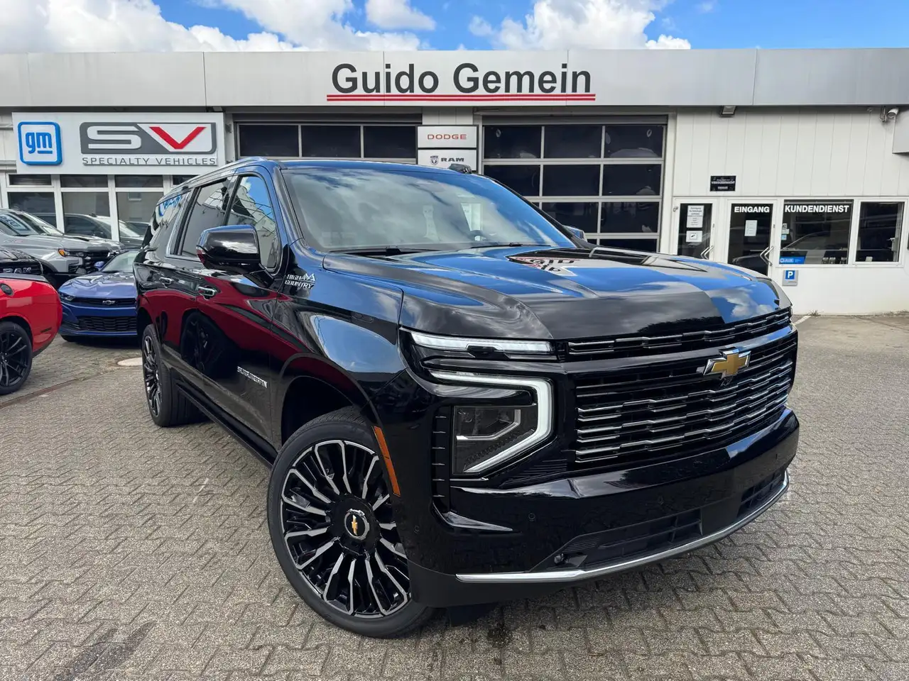 Suburban6.2 V8 High Country Facelift 2025 + 24" Alufelgen