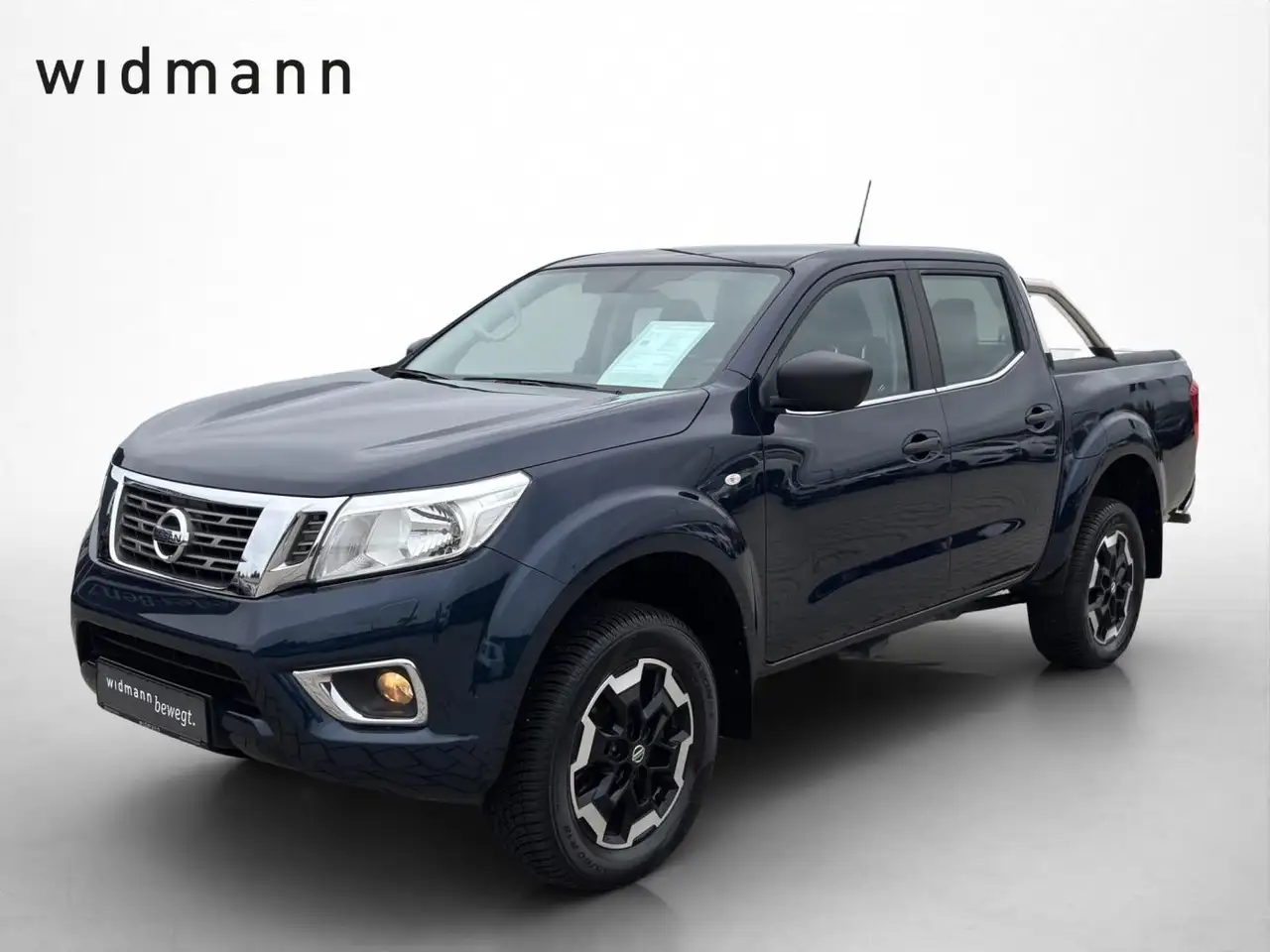NavaraNP300 Acenta Double Cab 4x4 AHK LM SHZ