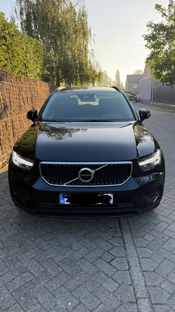 XC40T2 Momentum Core