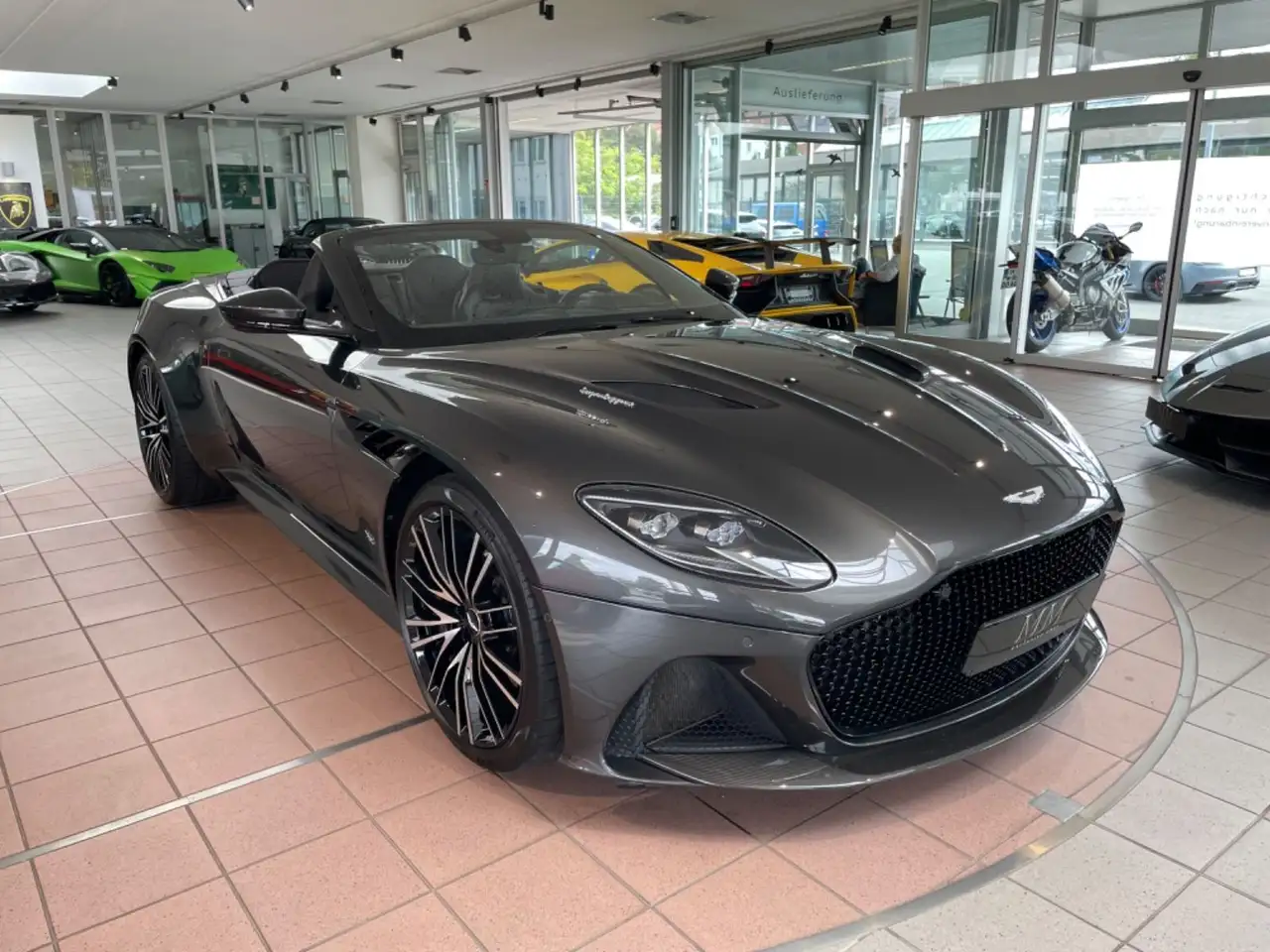 DBSV12 Superleggera Volante