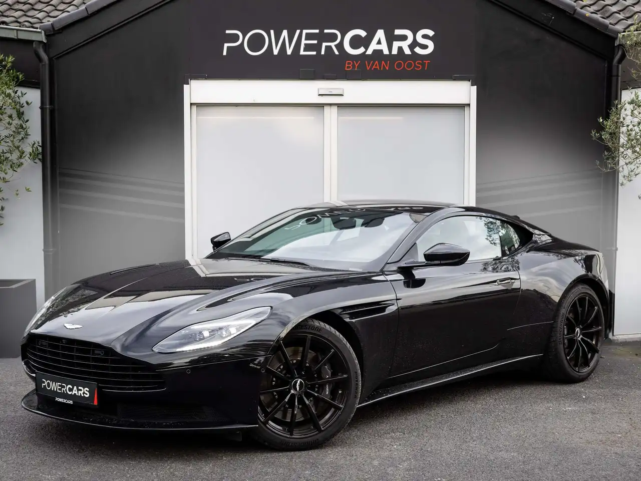 DB11DB11 V8 Coupe  360  ACC  KEYLESS  SUSP