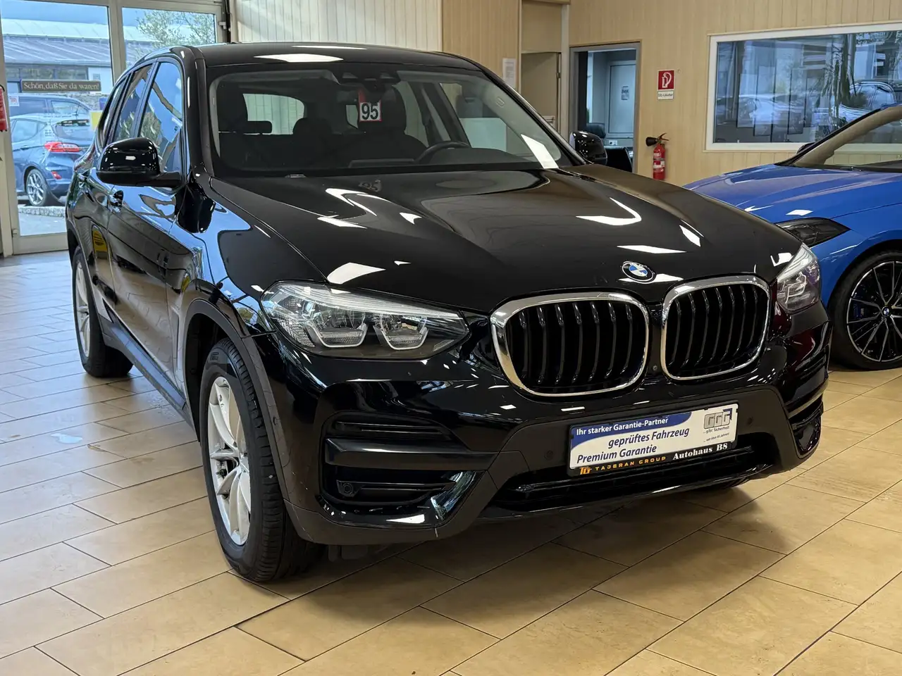 X330e*xDrive*Advantage*Plug-In*360cam*Navi*LED