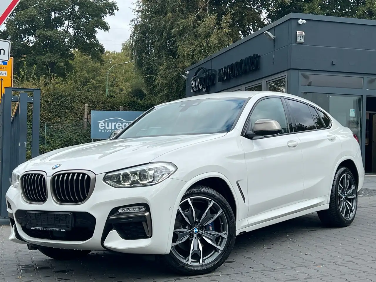 X4 Mi Aut. - 1 Hand - LED - M Sportpaket ///