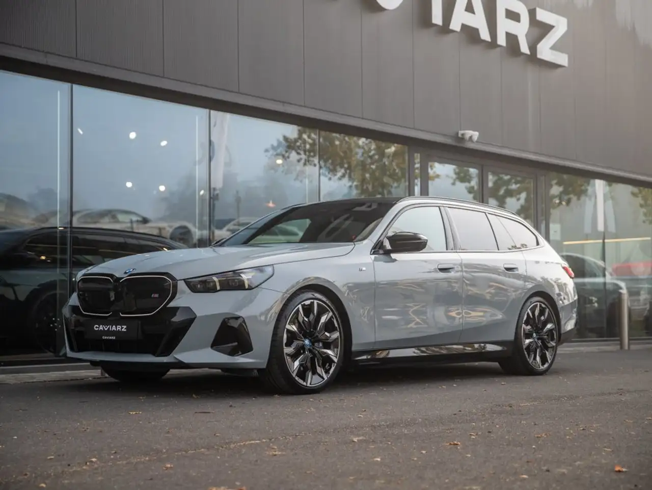 i5M60 XDRIVE TOURING - M SPORT PRO - FULL OPTION